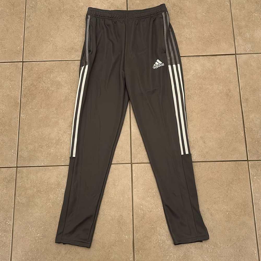 Kids adidas athletic joggers, kids large, true to size, great condition